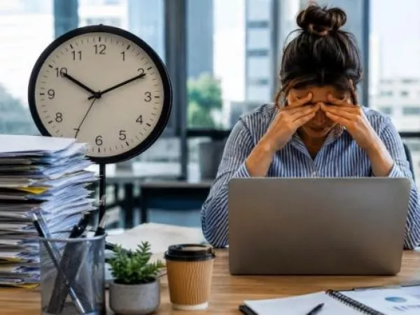 42 horas semanales problemas