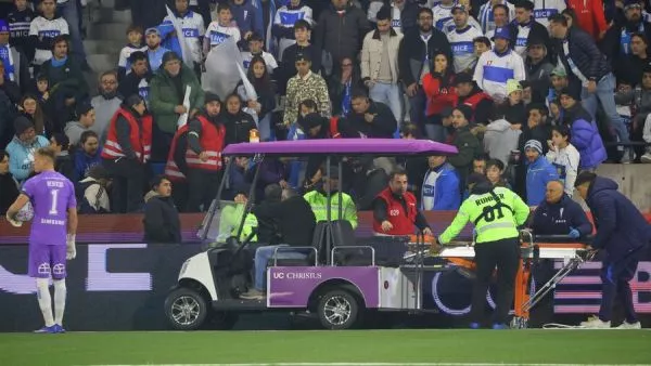 Qué se sabe del hincha que sufrió problema medico en partido UC - Colo Colo