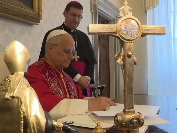 Papa León XIV advierte sobre IA en su primera encíclica