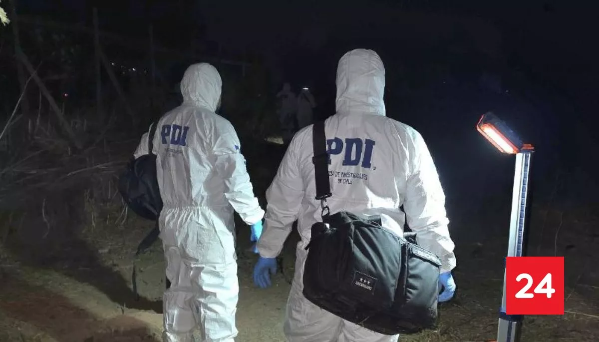 #Regiones 

Femicidio en Limache: sujeto asesinó a su pareja y luego se quitó la vida 

Más detalles⬇️