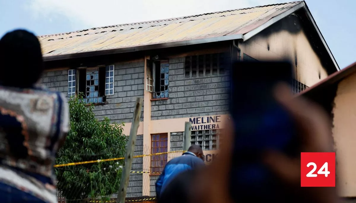 #Internacional 

Tragedia en Kenia: al menos 16 niñas mueren tras incendio en un internado 

Más detalles ⬇