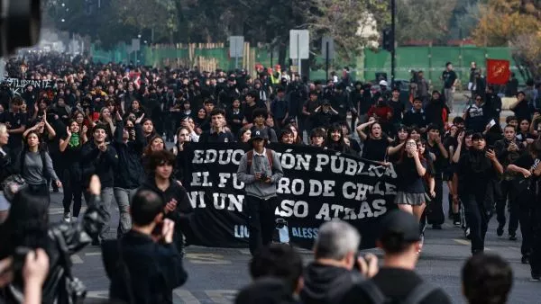 ACES convoca movilización para este lunes tras Cuenta Pública del Presidente Kast
