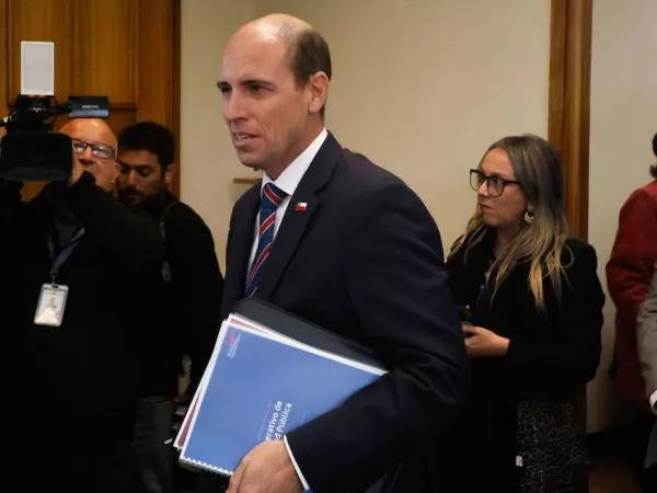 Ministro de Seguridad, Martín Arrau