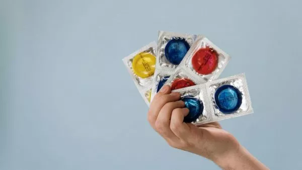 Sernac emite alerta de seguridad por venta de 15 condones masculinos