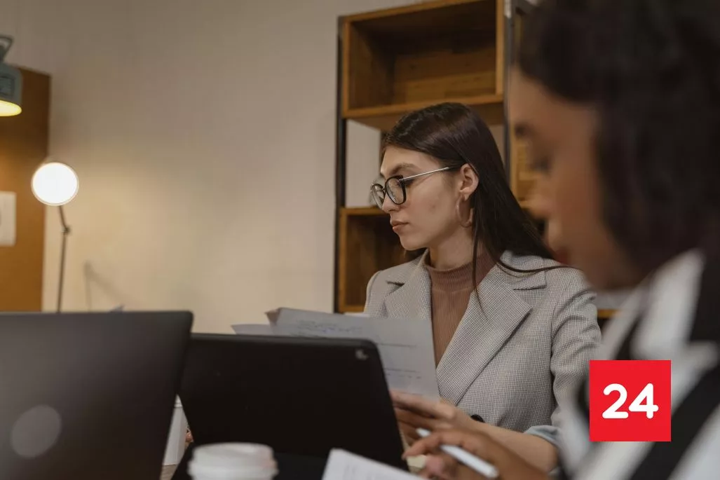 #Economía 

¿Qué incentivos contempla hoy la legislación chilena para contratar a una madre de hijos pequeños? La respuesta honesta es ninguno

Más detalles⬇️