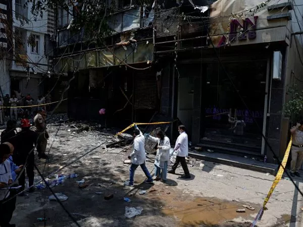 Tragedia en India: más de 20 muertos tras incendio en hotel