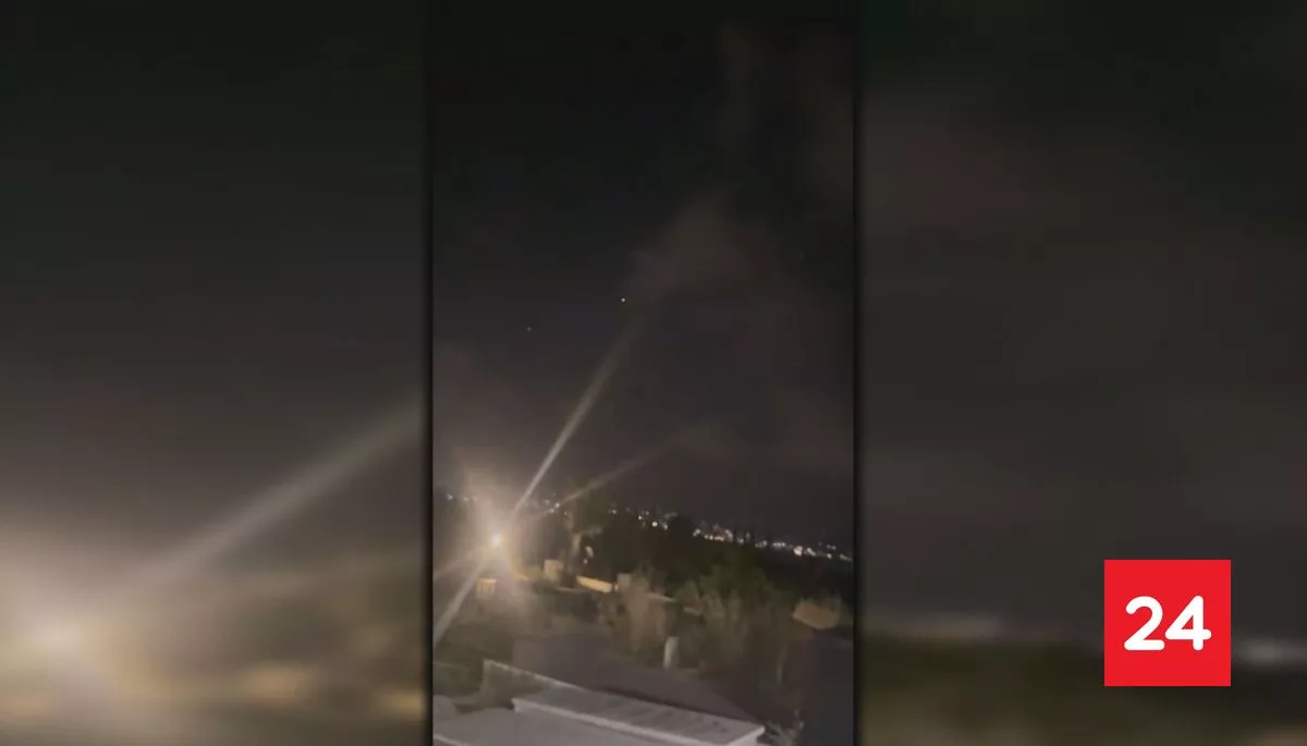 ⭕️ #Ahora24H 

Irán lanza ataques con misiles balísticos con