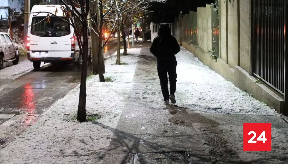 #Nacional 

¿Nieve en Santiago ante llegada de sistema front