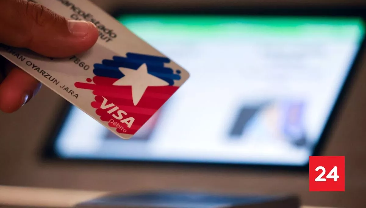 #Economía 

Pago con tarjetas en Metro y Tren Central supera