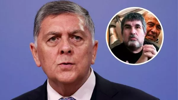 Alvarado condena dichos de exasesor de Jeannette Jara: "Ni en broma se pueden realizar" "Ese tipo de comentarios ni en broma se pueden realizar, dejando entrever que una persona puede terminar asesinada", sostuvo el biministro del Interior y secretario general de Gobierno.