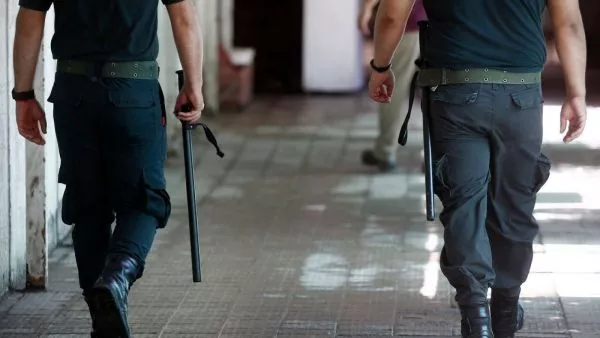 Prisión preventiva para cuatro gendarmes acusados de integrar red de narcotráfico en cárcel de Illapel