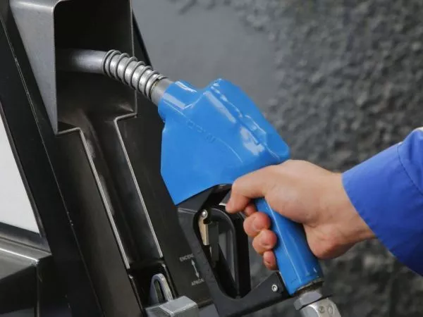 ¿Buscas parafina más barata? Así puedes encontrar los puntos de venta más convenientes