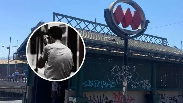 "Estoy aquí siempre": la historia de niño que trabaja en comercio ambulante en Puente Cal y Canto Un reportaje mostró el testimonio de un adolescente de 14 años que vestido de escolar pasa sus tardes atendiendo un puesto ambulante en pleno centro de Santiago.