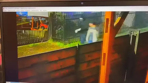 Con guantes de látex: video muestra al presunto sicario antes del crimen en Loncoche