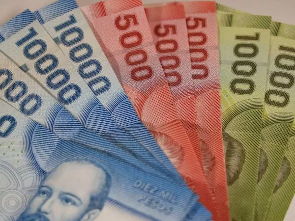 Billetes de distinta denominación