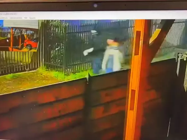 Con guantes de látex: video muestra al presunto sicario antes del crimen en Loncoche