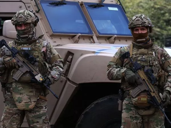 Militares en labores de seguridad