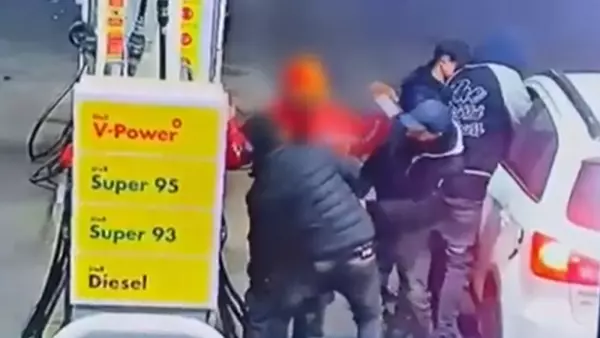 Video revela tour delictual que terminó con la muerte de un niño de 12 años en San Bernardo Las cámaras de seguridad captaron el robo del vehículo que horas más tarde habría sido utilizado en la encerrona que acabo con la vida del niño de 12 años.