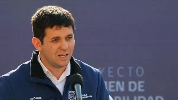 Alcalde de Independencia propone Servicio Militar Especial para adolescentes infractores de la ley La iniciativa tiene por objetivo formar ciudadanos respetuosos de las leyes y con la capacidad de reinsertarse en la sociedad.