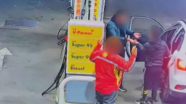"Si hubiera resistido más": habla primera víctima de tour delictual que culminó con la muerte de niño "Si hubiera resistido un poco más o hubiera hecho algo, probablemente no se hubieran topado frente a frente a ese auto", expresó el hombre.