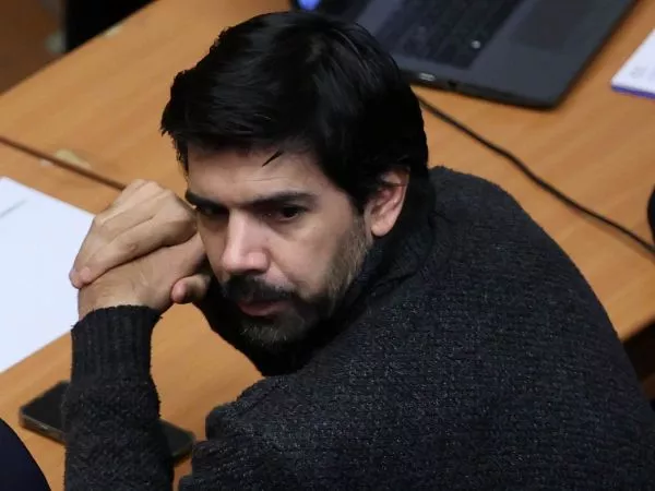 Joaquín Lavín León recibiendo la medida cautelar de prisión preventiva