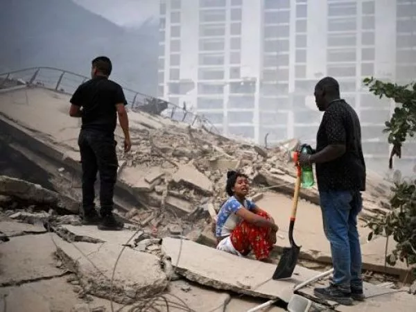 Desesperada búsqueda de sobrevivientes en Venezuela