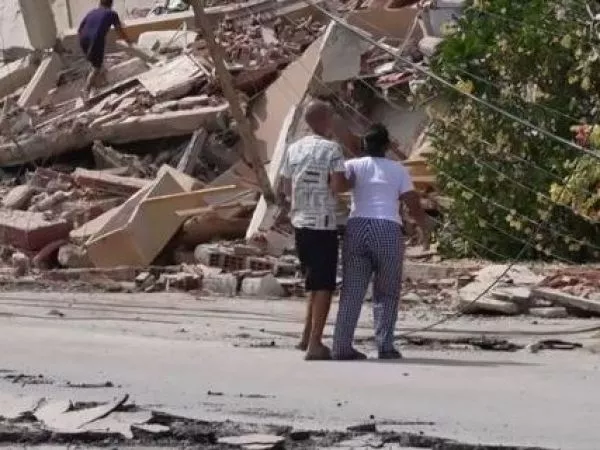 Al menos 235 muertos dejan los terremotos en Venezuela