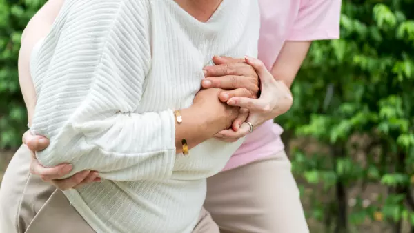 ¿No siempre es dolor en el pecho? Las cinco señales de infarto en mujeres que requieren atención urgente Los síntomas pueden ser distintos a los más conocidos, por lo que reconocerlos a tiempo es clave para recibir atención oportuna.