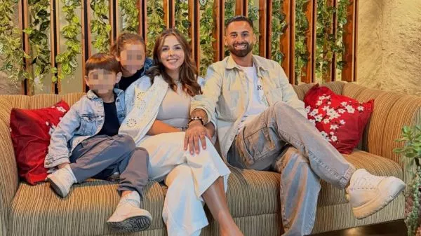 Lucas Trejo junto a su familia