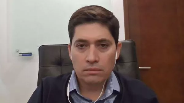 “No hay que normalizar, hay que tomar acciones”: experto por caída de la economía chilena