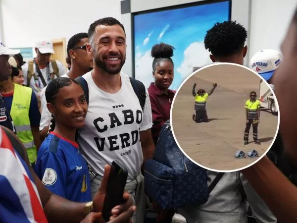 Plantel de Cabo Verde en su llegada a su país
