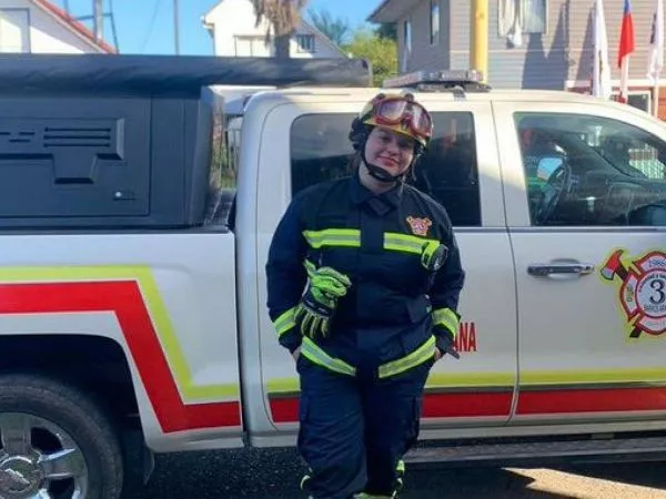 Quién era Nicol Ceballos, joven bombera que murió camino a un incendio en La Araucanía