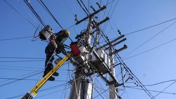 Enel deberá indemnizar a más de 127 mil clientes por masivos cortes de luz de 2021