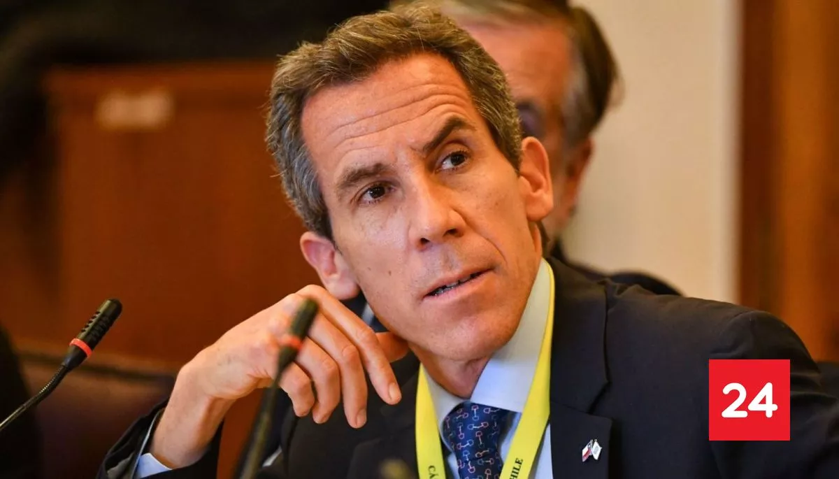 Alcalde de Lo Barnechea acusa "efecto CAE" tras anuncio de posible exención de contribuciones
