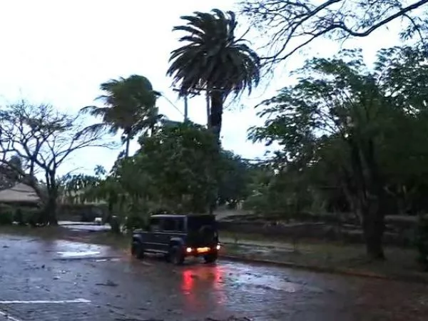 Alerta en Rapa Nui: Fuerte viento, clases suspendidas y corte de luz