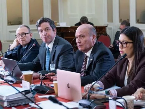 megarreforma kast senado