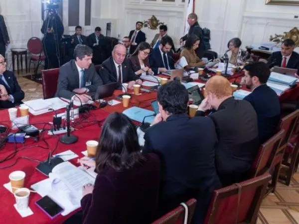 Comisión de Hacienda del Senado despacha a Sala la megarreforma