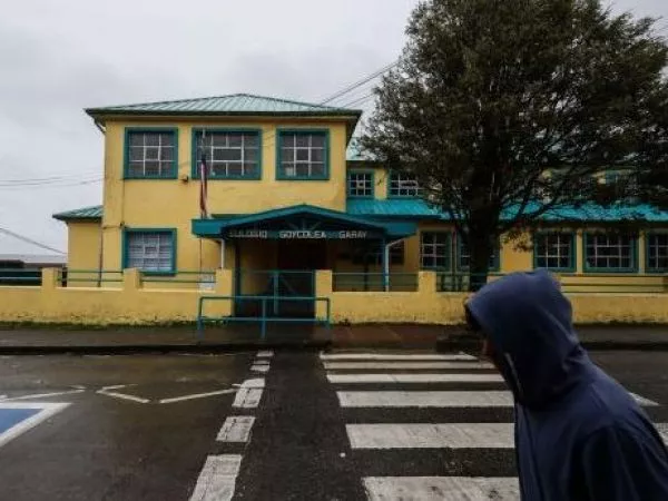Lluvia suspensión de clases