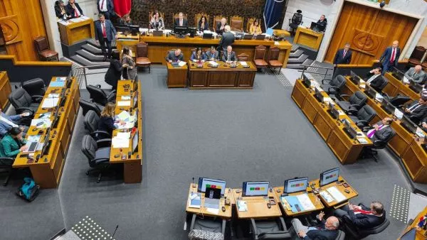 En medio de tensiones: megarreforma del Gobierno será votada este miércoles en el Senado