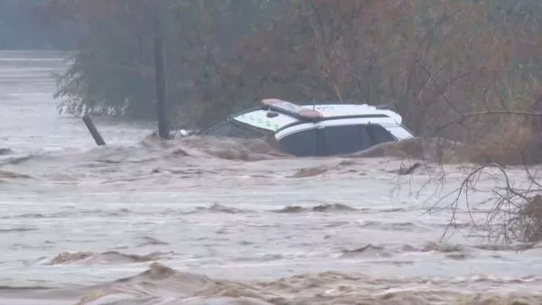 Patrulla de Carabineros quedó completamente bajo el agua tras ser arrastrada en Coquimbo