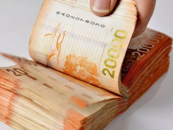 Hasta $1,5 millones: Gobierno explica quiénes podrán recibir el bono de recuperación tras el sistema frontal