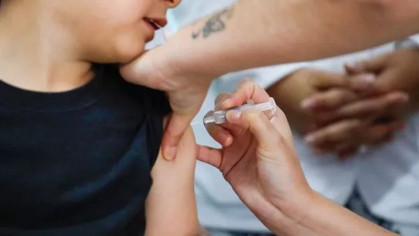 Vacuna contra la influenza es gratuita para toda la población a partir de este jueves