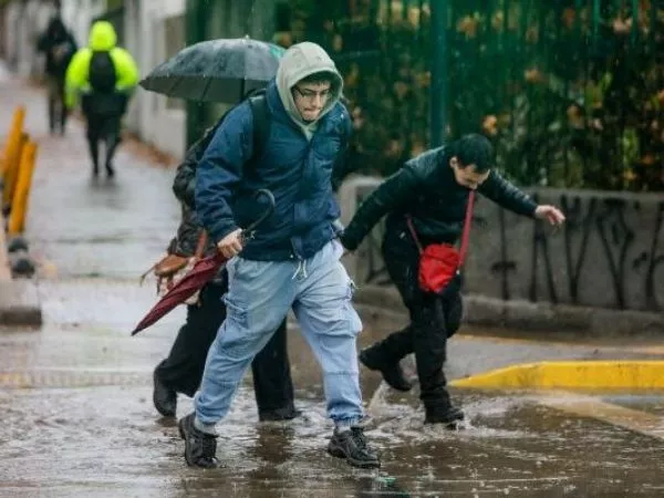 Lluvia en Santiago