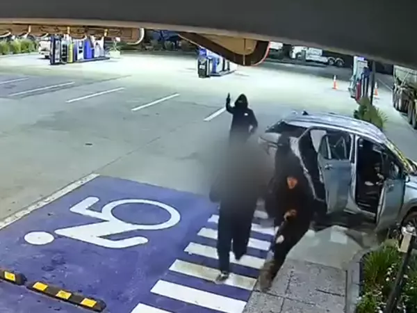 Niño de 13 años fue detenido por violento asalto a servicentro Copec en San Bernardo