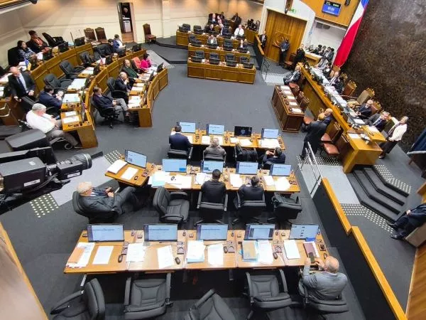 Compensaciones por contribuciones: Senado vota hoy Megarreforma del Gobierno