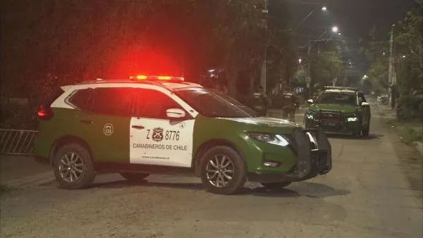 Cabo de 24 años permanece grave tras ser atropellado por camión robado en Lo Espejo