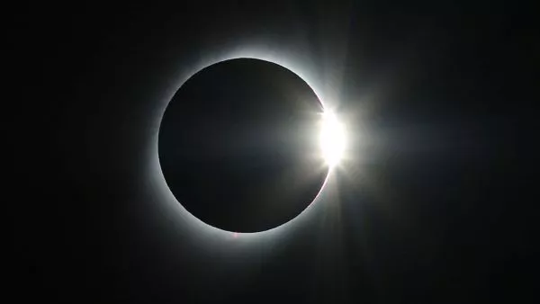 Eclipse solar 2026: hora, duración y cómo seguirlo desde Chile
