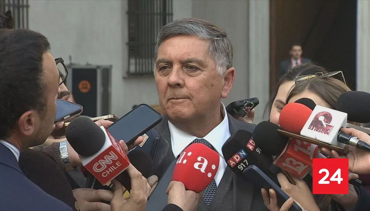 Ministro Alvarado y descoordinación por requerimiento ante TC: “El único cambio es reiterarle a los ministros cuál es mi número de teléfono”