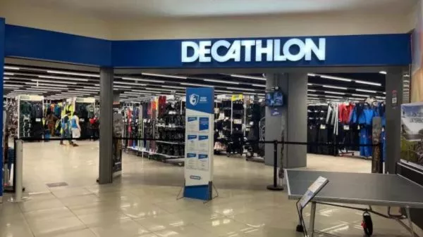 Tienda Decathlon del Cenco Costanera