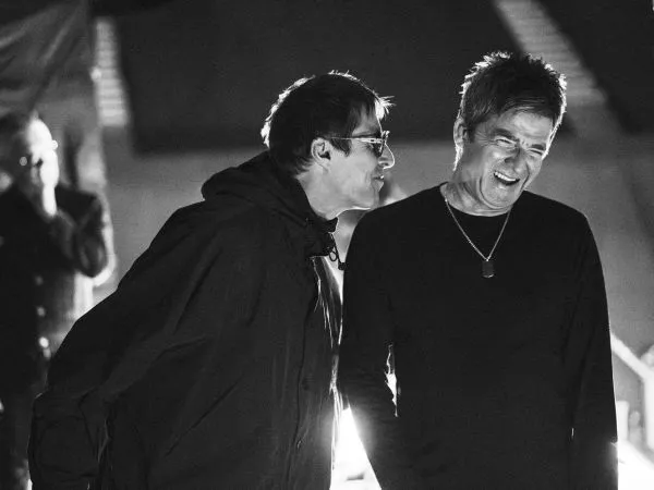 Disney+ publica el esperado tráiler de la película documental de Oasis
